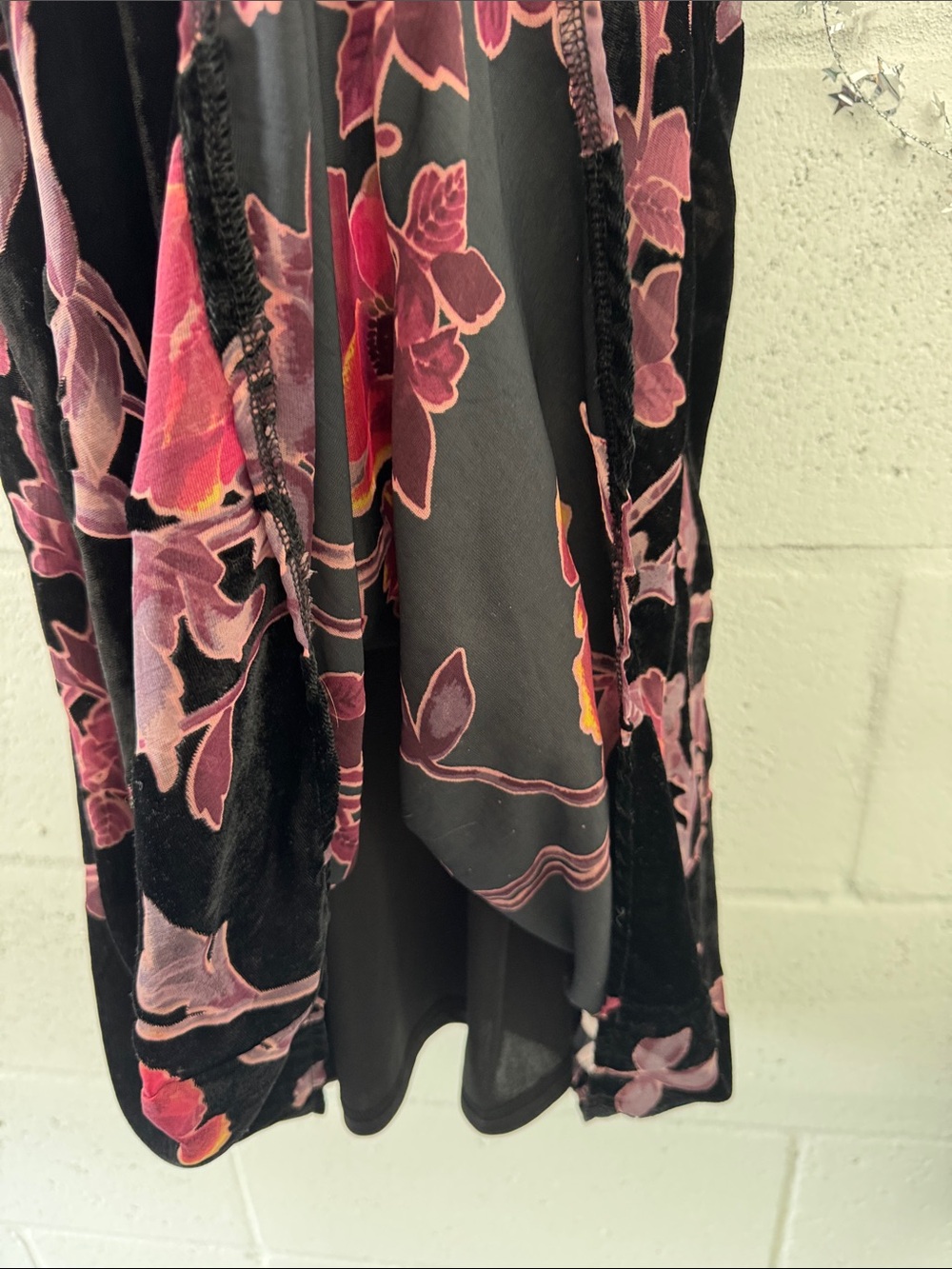 Velvet sheer black floral dress - Picture 5 of 7